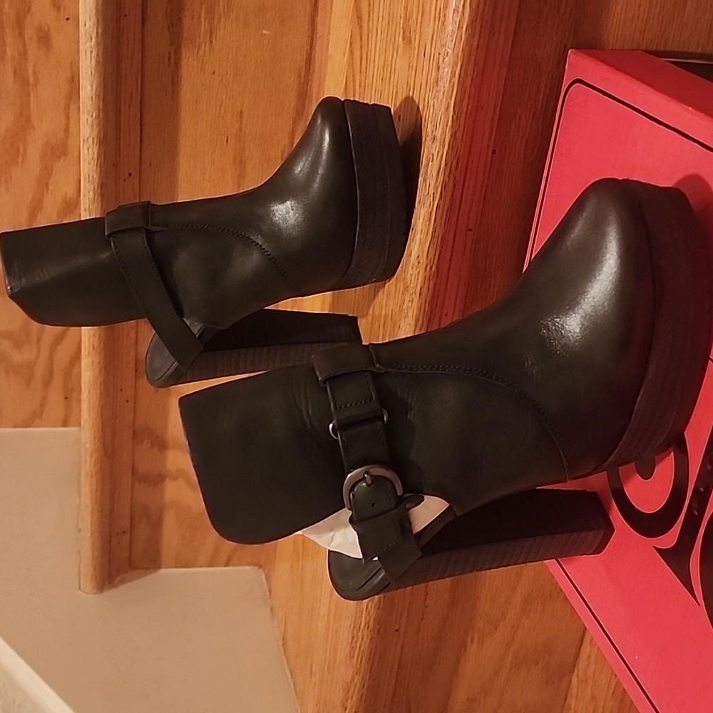 NIB Golo "Zandra" In Petrol Platform Buckle Mule Bootie Lug Sole 10M